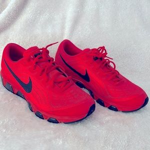 Red Nike Air Max sz12